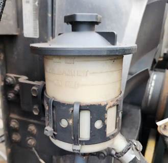 International 9400i Power Steering Reservoir