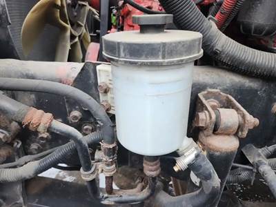 International DuraStar 4300 Power Steering Reservoir