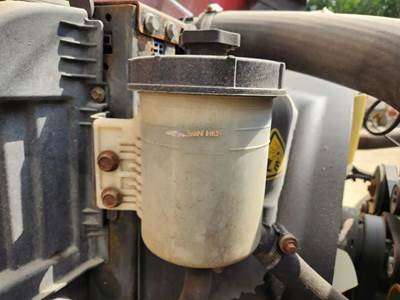 International LT625 Power Steering Reservoir
