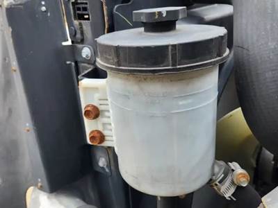 International RH613 Power Steering Reservoir