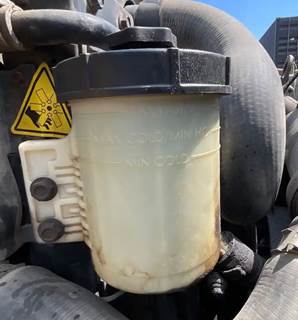 International TranStar 8600 Power Steering Reservoir