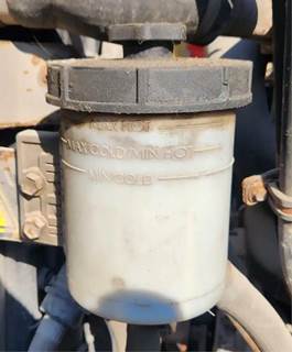 International WorkStar 7400 Power Steering Reservoir