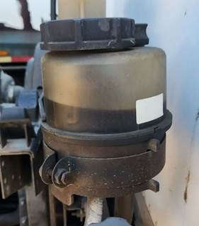 Isuzu FTR Power Steering Reservoir