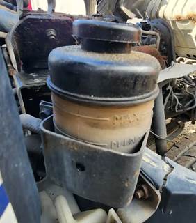 Isuzu NPR HD Power Steering Reservoir for a 2011 Isuzu NPR-HD