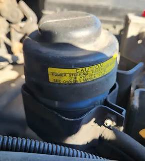 Isuzu Reach Power Steering Reservoir
