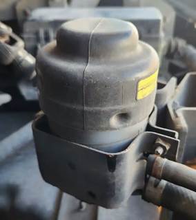Isuzu Reach Power Steering Reservoir