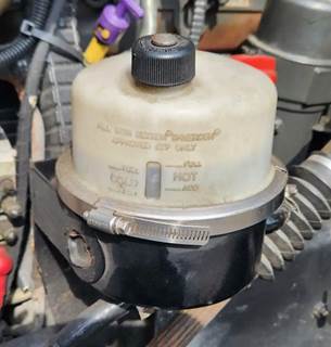 Kenworth T680 Power Steering Reservoir