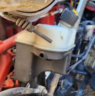 Kenworth T680 Power Steering Reservoir