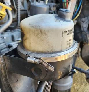 Kenworth T880 Power Steering Reservoir