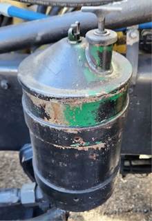 Kenworth W900 Power Steering Reservoir