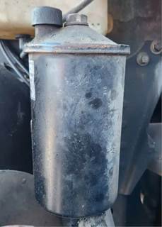 Mack CH613 Power Steering Reservoir