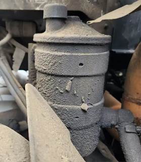 Mack Granite CV713 Power Steering Reservoir for a 2006 Mack CV713 Granite