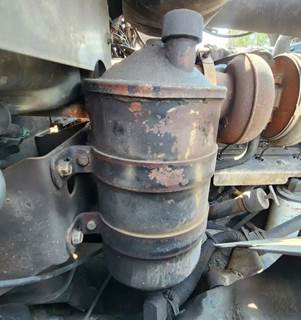 Mack Granite CV713 Power Steering Reservoir for a 2005 Mack CV713 Granite