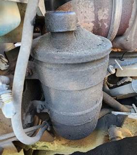 Mack Granite CV713 Power Steering Reservoir for a 2005 Mack CV713 Granite