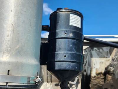 Mack MR690S Power Steering Reservoir
