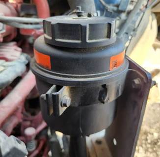 Mack Pinnacle CHU613 Power Steering Reservoir for a 2016 Mack CHU613