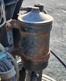 Mack Pinnacle CXU612 Power Steering Reservoir for a 2009 Mack CXU612