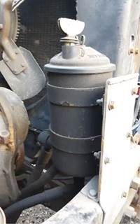 Mack RD685S Power Steering Reservoir