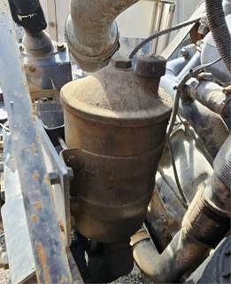 Mack RD688S Power Steering Reservoir