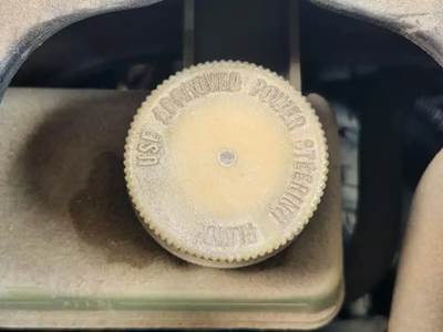 Mitsubishi FEC72W Power Steering Reservoir