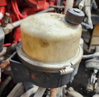 Peterbilt 365 Power Steering Reservoir