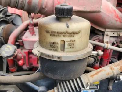 Peterbilt 367 Power Steering Reservoir