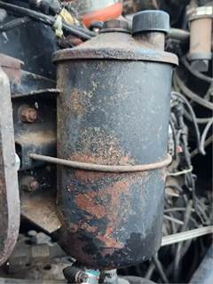 Peterbilt 378 Power Steering Reservoir