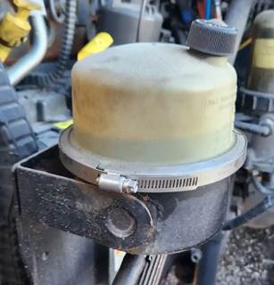 Peterbilt 579 Power Steering Reservoir