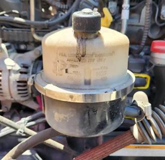 Peterbilt 579 Power Steering Reservoir