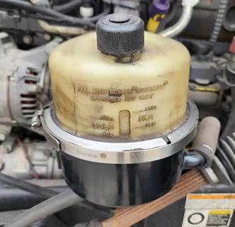 Peterbilt 579 Power Steering Reservoir