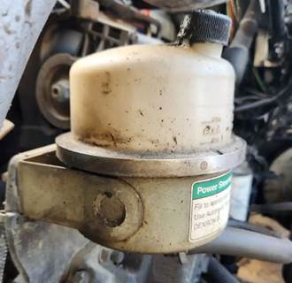 Sterling L9500 Power Steering Reservoir