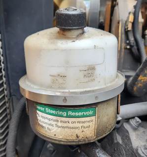 Sterling L9500 Power Steering Reservoir