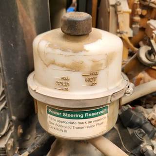 Sterling L9500 Power Steering Reservoir