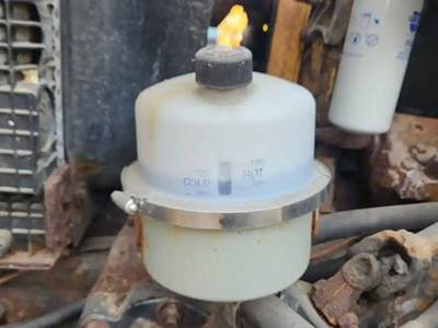 Sterling LT8500 Power Steering Reservoir