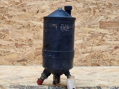 (Used) Power Steering Resivoir -  Material: Plastic  Reference Images For