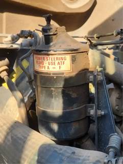 Volvo / WhiteGMC Autocar ACL64 Power Steering Reservoir for a 1994 White AUTOCAR ACL64