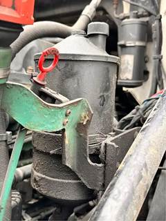 Volvo VHD Power Steering Reservoir