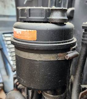 Volvo VNL Power Steering Reservoir