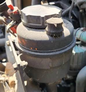 Volvo VNL Power Steering Reservoir