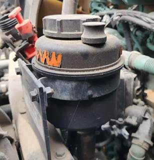Volvo VNL Power Steering Reservoir