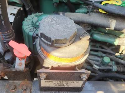 Volvo VNL Power Steering Reservoir