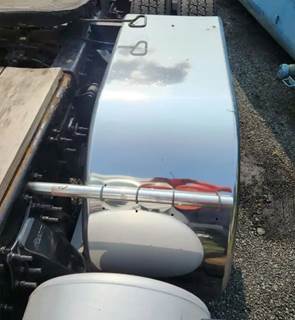 Freightliner Cascadia 125 Quarter Fender