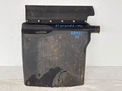 Freightliner Cascadia 125 Quarter Fender