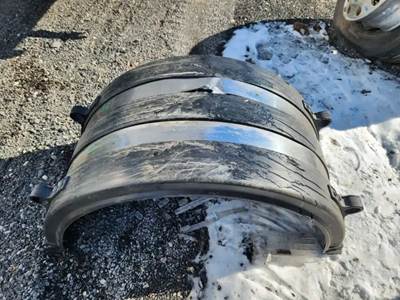 Freightliner Cascadia 125 Quarter Fender