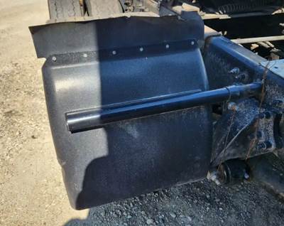 Freightliner Cascadia 125 Quarter Fender