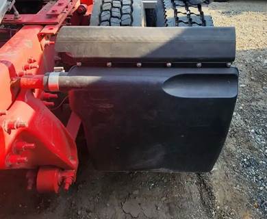 Freightliner Cascadia 126 Quarter Fender