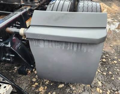 Freightliner Cascadia 126 Quarter Fender