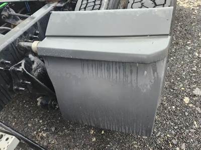 Freightliner Cascadia 126 Quarter Fender