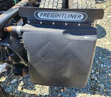 Freightliner Cascadia 126 Quarter Fender