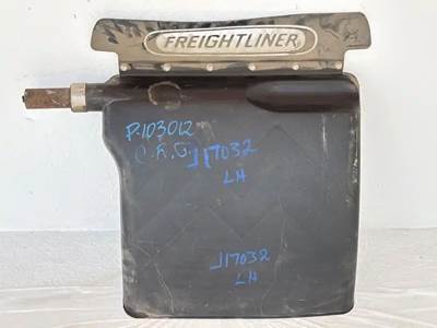 Freightliner Cascadia 132 Quarter Fender